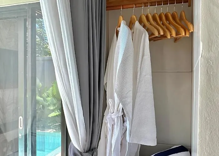 Aprianka Ungasan Villa Uluwatu